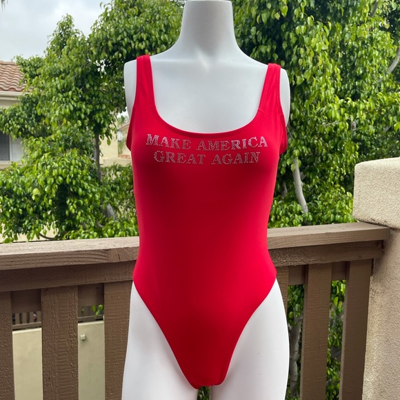 🇺🇸 Maga Swimsuit one Piece American flag - Picture 3 of 14